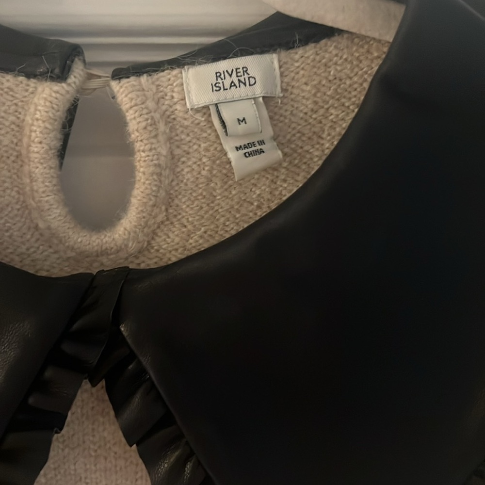 River Island Cream Sweater with Black Leather Ruffled Collar - Picture 2 of 5